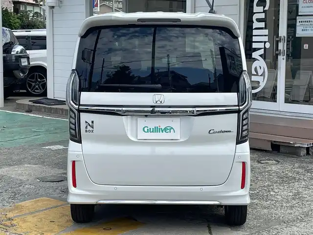 ホンダ Ｎ ＢＯＸ カスタム L ターボ 神奈川県 2023(令5)年 1.3万km プラチナホワイトパール ワンオーナー/社外メモリナビ/　（CD・DVD・Bluetooth・USB）/フルセグTV/両側パワースライドドア/ホンダセンシング/アダプティブクルーズコントロール/前後コーナーセンサー/ハーフレザーシート/前席シートヒーター/LEDヘッドライト/LEDフォグライト/スマートキー×2/ETC/保証書/取扱説明書