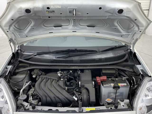 日産 マーチ ニスモS 茨城県 2019(令1)年 5万km ブリリアントホワイトパール 社外ナビ（Pansonic:CN-RX06WD）/・フルセグTV/・Bluetooth/5速MT/純正フロアマット/純正アルミホイール/Wエアバッグ/スマートキー/レーンキープアシスト