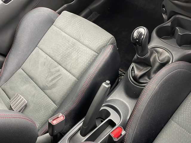 日産 マーチ ニスモS 茨城県 2019(令1)年 5万km ブリリアントホワイトパール 社外ナビ（Pansonic:CN-RX06WD）/・フルセグTV/・Bluetooth/5速MT/純正フロアマット/純正アルミホイール/Wエアバッグ/スマートキー/レーンキープアシスト