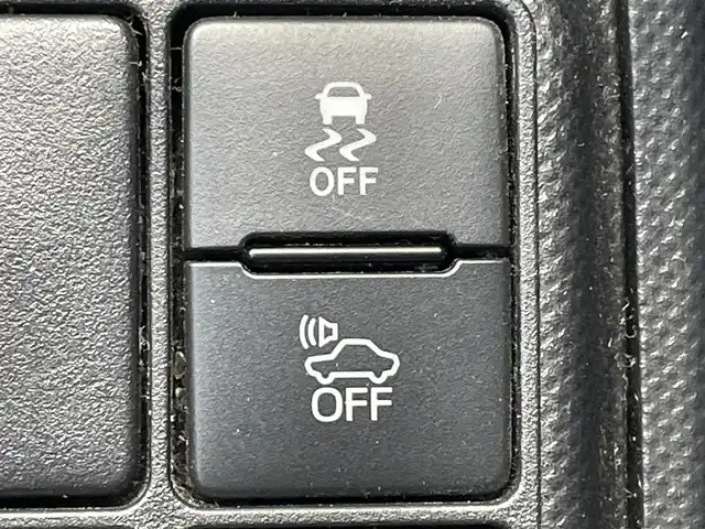 トヨタ アクア S 福岡県 2016(平28)年 6.8万km スーパーホワイトⅡ 社外ナビ（ＡＶＩＣ－ＲＷ９００）/フルセグTV/CD/DVD/BT/AM/FM/SD/USB/バックカメラ/ＥＴＣ/横滑り防止装置/オートエアコン/ヘッドライトレベライザー/電動格納ウインカーミラー/ドアバイザー/社外15インチアルミ