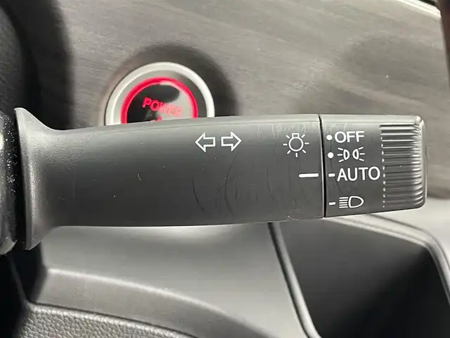 ホンダ フリード ハイブリット G ブラックスタイル 熊本県 2022(令4)年 3.2万km プラチナホワイトパール ワンオーナー　/禁煙車　/純正ナビ（ＣＤ・ＤＶＤ・フルセグ・ＢＴ・ＡｐｐｌＣａｒＰｌａｙ・ＵＳＢ・HDMI）/バックカメラ　/ＥＴＣ　/純正前後ドライブレコーダー　/両側パワースライドドア/後ろのみクリアランスソナー　/前席シートヒーター/衝突軽減ブレーキ/レーンキープアシスト/横滑り防止/アイドリングストップ/純正フロアマット/純正１５インチAW/オートライト/LEDヘッドライト/スマートキー/プッシュスタート/スペアキー1本/保証書/取扱説明書