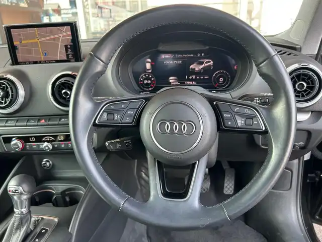 アウディ Ａ３ スポーツバック 1．4 TFSI 富山県 2018(平30)年 5.7万km 黒 純正ナビ/フルセグTV/CD/Bluetooth接続/バックカメラ/電動パーキングブレーキ/LEDヘッドライト/衝突軽減ブレーキ/ドライブレコーダー/純正フロアマット/純正16インチAW/カーテンエアバック/オートライト/プッシュスタート/コーナーセンサー