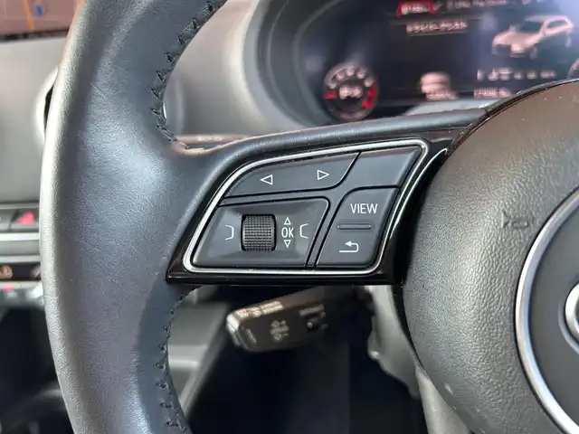 アウディ Ａ３ スポーツバック 1．4 TFSI 富山県 2018(平30)年 5.7万km 黒 純正ナビ/フルセグTV/CD/Bluetooth接続/バックカメラ/電動パーキングブレーキ/LEDヘッドライト/衝突軽減ブレーキ/ドライブレコーダー/純正フロアマット/純正16インチAW/カーテンエアバック/オートライト/プッシュスタート/コーナーセンサー