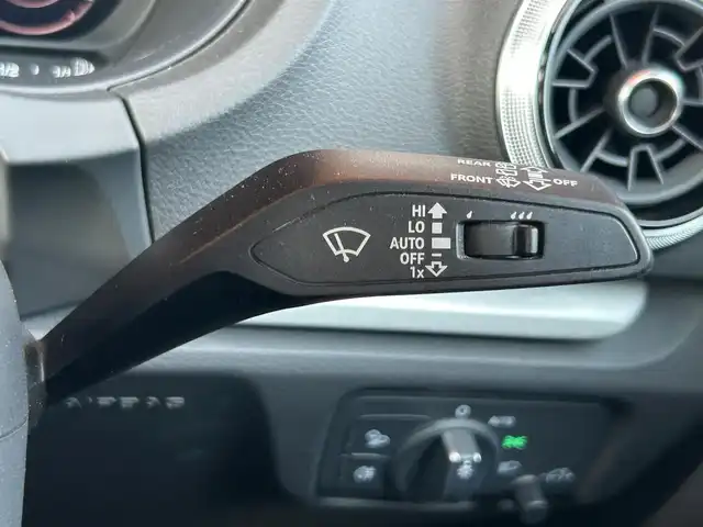アウディ Ａ３ スポーツバック 1．4 TFSI 富山県 2018(平30)年 5.7万km 黒 純正ナビ/フルセグTV/CD/Bluetooth接続/バックカメラ/電動パーキングブレーキ/LEDヘッドライト/衝突軽減ブレーキ/ドライブレコーダー/純正フロアマット/純正16インチAW/カーテンエアバック/オートライト/プッシュスタート/コーナーセンサー