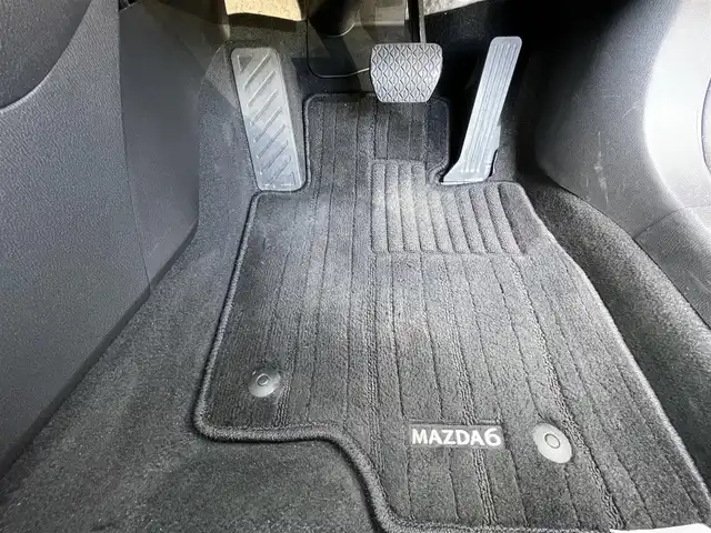 マツダ マツダ６セダン 20S 愛知県 2019(令1)年 6.3万km ディープクリスタルブルーマイカ 純正8型ナビ/バックモニター/ETC/クルーズコントロール/衝突被害軽減ブレーキ/車線逸脱防止支援システム/ブラインドスポットモニター/ドライバーアテンションアラート/リアパーキングセンサー/ハイビームコントロール/標識認識システム/LEDヘッドランプ/革巻きステアリング/パドルシフト/純正17インチアルミホイール/スマートキー/キーレスエントリーシステム/禁煙車