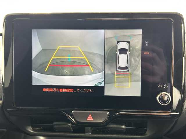 トヨタ ヤリス G 神奈川県 2024(令6)年 0.1万km プラチナホワイトパールマイカ 純正ディスプレイオーディオ/コネクトナビ/Bluetooth　USB　HDMI　AM FM　Miracast/パノラミックビューモニター/純正ビルトインETC2.0/セーフティセンス/ブラインドスポットモニター/レーダークルーズコントロール/レーンディパーチャーアラート/プリクラッシュセーフティ/オートハイビーム/ロードサインアシスト/リアクロストラフィックアラート/パーキングサポートブレーキ/安心降車アシスト/後退速度抑制/リヤシートマインダー/発進遅れ告知/DRIVEMODE/プッシュスタート/スマートキー/純正サイド/リアスポイラー/スペアキー