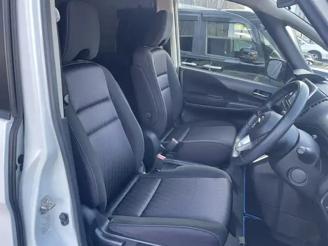 日産 セレナ e－パワー ハイウェイスター V 佐賀県 2018(平30)年 8.9万km ブリリアントホワイトパール エマージェンシーブレーキ/クルーズコントロール/純正SDナビ/・TV/CD/DVD/BT/純正フリップダウンモニター/純正前方ドライブレコーダー/DJ4-D/両側パワースライドドア/ワンタッチパワースライド/ハンズフリーオートスライドドア/前後コーナーセンサー/外付けパーキングサポート/LEDヘッドライト/フォグランプ/オートライト/純正15インチアルミホイール/純正フロアマット/ステアリングスイッチ/革巻きステアリング/プッシュスタート