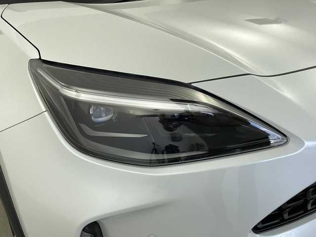 トヨタ ヤリスクロス ハイブリッド Z 鹿児島県 2024(令6)年 2.1万km ブラックマイカ/プラチナホワイトパールマイカ ワンオーナー/純正ナビ/（フルセグTV/Bluetooth/AM/FM）/全方位モニター/ETC/前後ドライブレコーダー/ハーフレザーシート/シートヒーター/パワーシート/パワーバックドア/衝突被害軽減システム/レーダークルーズコントロール/前後コーナーセンサー/ブレーキホールド/電動パーキングシステム/ブラインドスポットモニター/先行車発進告知機能/LEDヘッドライト/オートライト/オートマチックハイビーム/フォグライト/プッシュスタート/保証書/取扱説明書