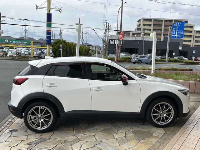 マツダ ＣＸ－３ XD ツーリング 静岡県 2016(平28)年 9.7万km クリスタルホワイトパールマイカ 【主要装備】/純正ナビ　/レーダークルーズコントロール　/ＥＴＣ　/前後ドラレコ　/ヘッドアップディスプレイ　/ブラインドスポットビューモニター　/パドルシフト　/バックカメラ　/スマートキー　/プッシュスタート　/衝突軽減ブレーキ