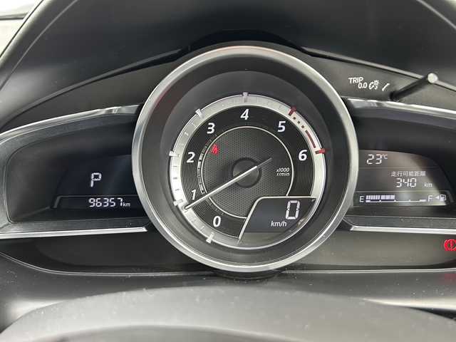 マツダ ＣＸ－３ XD ツーリング 静岡県 2016(平28)年 9.7万km クリスタルホワイトパールマイカ 【主要装備】/純正ナビ　/レーダークルーズコントロール　/ＥＴＣ　/前後ドラレコ　/ヘッドアップディスプレイ　/ブラインドスポットビューモニター　/パドルシフト　/バックカメラ　/スマートキー　/プッシュスタート　/衝突軽減ブレーキ