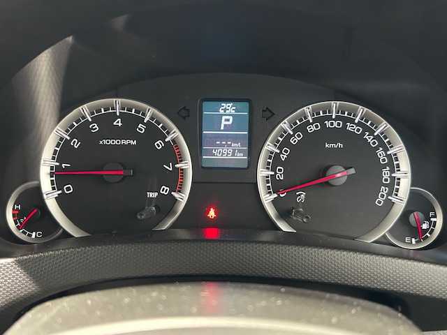 スズキ スイフト スタイル 宮城県 2015(平27)年 4.1万km プルシアンブルーパール/ホワイト2トーン ワンオーナー/純正SDナビ/クルーズコントロール/オートライト/フォグランプ/横滑り防止/盗難防止装置/シートヒーター/ステアリングスイッチ/パドルシフト/フルセグテレビ/ビルトインETC/プッシュスタート/純正フロアマット/純正アルミホイール/ドアバイザー