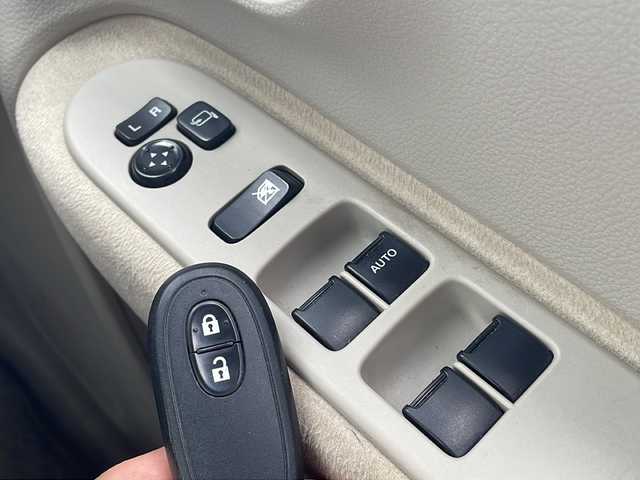 スズキ ラパン X 青森県 2015(平27)年 9.9万km フレンチミントパールメタリック 4WD/社外SDナビ・フルセグTV/CD・DVD・Bluetooth/ナノイーオートエアコン/ベージュ/キャメルコンビシート/前席シートヒーター/レーダーブレーキサポート/横滑り防止機能/HIDライト/ウインカーミラー/OPホワイトルーフ/ドアミラー/社外14インチアルミ/スマートキー/プッシュスタート