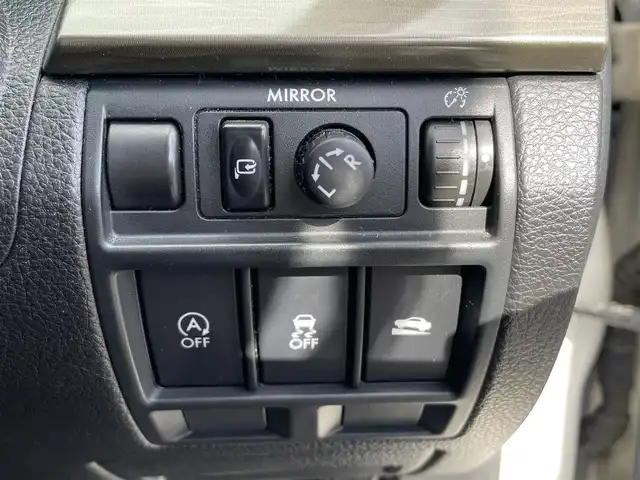 スバル レガシィ ツーリングワゴン 2．5iアイサイト 富山県 2012(平24)年 6.2万km サテンホワイトパール 4WD/ワンオーナー/社外メモリナビ（MDV－727DT）/・CD/DVD/USB/アイサイト/フォグランプ/純正17AW夏タイヤ/社外16AW冬タイヤ/パワーシート/クルーズコントロール/オートライト/ステアリングスイッチ/センターコンソール/ドアバイザー/電格ミラー/スバル記録簿/H25H26H28H30H31R2R4R6/保証書/取扱説明書/記録簿/スペアキー