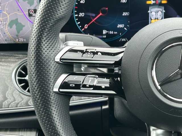 メルセデス・ベンツ Ｍ・ベンツ ＣＬＳ２２０ｄ スポーツ エクスクルーシブPKG 千葉県 2022(令4)年 1.4万km ダイヤモンドホワイト ワンオーナー/純正ナビ/Bluetooth/フルセグTV/ETC2.0/全方位カメラ/前後ドライブレコーダー/置くだけ充電/Apple Car Play/エクスクルーシブパッケージ/レーダークルーズコントロール/ヘッドアップディスプレイ/全席シートヒーター/運転席・助手席エアシート/運転席・助手席パワーシート/メモリー機能付きパワーシート/ガラスルーフ/革シート/ステアリングスイッチ/電動格納ウインカーミラー/マルチビームLED/スペアキー×１/純正フロアマット/保証書/取扱説明書