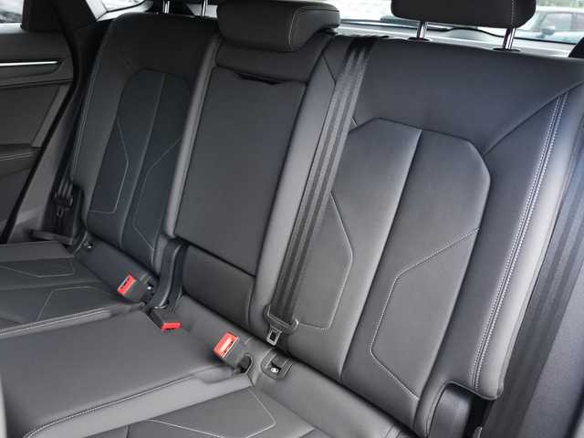 アウディ Ｑ３ 35TFSI Sライン 静岡県 2020(令2)年 1.9万km グレイシアホワイトメタリック ワンオーナー /AudyプレセンスACC/レーンアシスト　サイドアシスト /MMIナビフルセグTV BluetoothUSB/全方位カメラ/ブラックレザーシート シートヒーター /前席パワーシート/ワイヤレス充電/パワーバックドア /KAROフロアマッド/ドライブレコーダー/GPSレーダー/DSRCETC