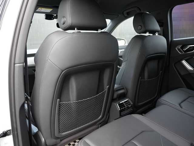 アウディ Ｑ３ 35TFSI Sライン 静岡県 2020(令2)年 1.9万km グレイシアホワイトメタリック ワンオーナー /AudyプレセンスACC/レーンアシスト　サイドアシスト /MMIナビフルセグTV BluetoothUSB/全方位カメラ/ブラックレザーシート シートヒーター /前席パワーシート/ワイヤレス充電/パワーバックドア /KAROフロアマッド/ドライブレコーダー/GPSレーダー/DSRCETC