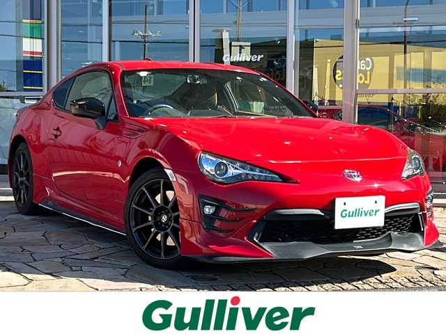 トヨタ ８６ GT リミテッド ブラックPKG 静岡県 2019(平31)年 8万km ピュアレッド 純正ナビ/・FM/AM/・CD/DVD/・フルセグTV/・SD録音/・Bluetooth/主要装備/・ＴＲＤエアロ/・ＥＴＣ/・パドルシフト/・オートエアコン/・シートヒーター/・サイドカーテンエアバッグ/・リアフォグ/・オートライト/・ＬＥＤライト/・クルーズコントロール/・ブレンボ製ブレーキ/・純正アルミホイール(ブラック塗装)