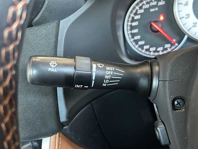 トヨタ ８６ GT リミテッド ブラックPKG 静岡県 2019(平31)年 8万km ピュアレッド 純正ナビ/・FM/AM/・CD/DVD/・フルセグTV/・SD録音/・Bluetooth/主要装備/・ＴＲＤエアロ/・ＥＴＣ/・パドルシフト/・オートエアコン/・シートヒーター/・サイドカーテンエアバッグ/・リアフォグ/・オートライト/・ＬＥＤライト/・クルーズコントロール/・ブレンボ製ブレーキ/・純正アルミホイール(ブラック塗装)