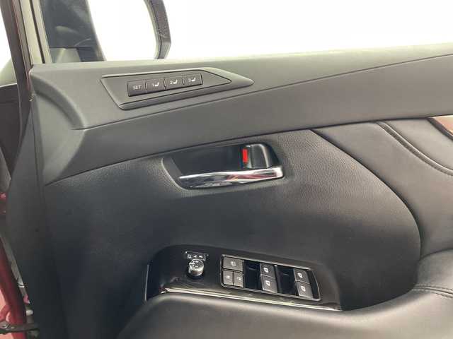 トヨタ アルファード S Cパッケージ 熊本県 2021(令3)年 5.3万km ダークレッドマイカメタリック 禁煙車/９型ナビ　/フルセグ/Ｂｌｕｅｔｏｏｔｈ/ＤＶＤ　/バックカメラ　/１２型後席モニター　/モデリスタフルエアロ（フロント・サイド・リア）　/トヨタセーフティセンス　/・衝突被害軽減ブレーキ　/・車線逸脱警報　/・レーダークルーズコントロール/三眼LEDヘッドライト/ワイヤレス充電/ビルトインETC/DN席シートヒーター/ベンチレーション/DN席パワーシート/シートメモリー/ステアリングヒーター/オートマチックハイビーム