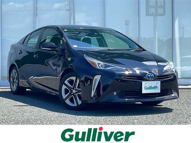 トヨタ プリウス Sツーリングセレクション 福岡県 2021(令3)年 6.6万km アティチュードブラックマイカ 純正９インチナビ　/（全方位カメラ、Bカメラ、TV、HDMI 、Bluetooth）　/シートヒーター　/ビルトインＥＴＣ　/ドライブレコーダー前/１００Ｖ充電　/クルーズコントロール　/車両接近警報 /横揺れ防止 /先行車発信告知 /クリアランスソナー /LEDヘッドライト/プッシュスタート/ステアリングボタン