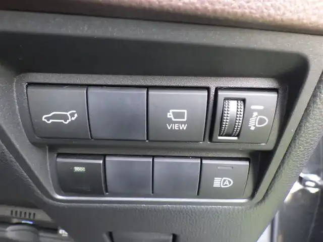 トヨタ ヤリスクロス ハイブリッド Z 千葉県 2021(令3)年 4.2万km ブラックマイカ Toyota Safety Sense/・プリクラッシュセーフティ/・レーンディパーチャーアラート/・オートハイビーム/・レーダークルーズコントロール/・ブラインドスポットモニター/アイドリングストップ/純正コネクティッドナビ/地デジTV/【Bluetooth接続】/パノラミックビューモニター/ドライブレコーダー/ハーフレザーシート/前席シートヒーター/革巻きステアリング/ステアリングスイッチ/ETC/LEDヘッドライト/ウインカーミラー/クリアランスソナー/純正18インチアルミホイル/サイド/カーテンエアバッグ/スマートキー