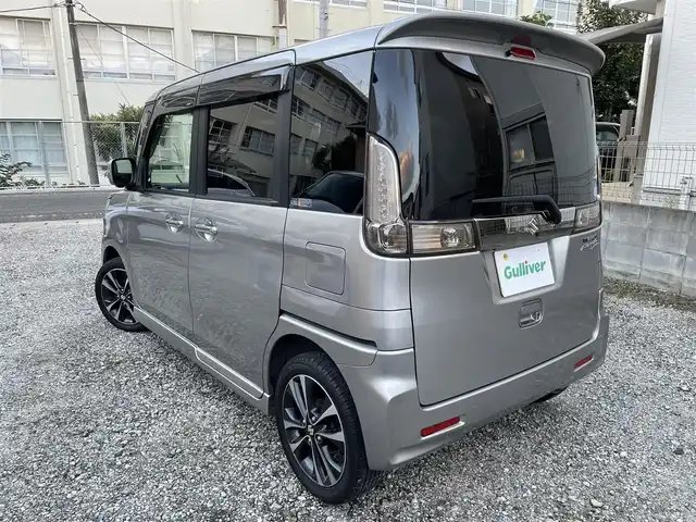 スズキ スペーシア カスタム Z ターボ 福岡県 2017(平29)年 2.8万km スチールシルバーM 純正ナビ/（AM/FM/CD/DVD/USB/AUX/Bluetooth/フルセグTV）/クルーズコントロール/ハンズフリー/アイドリングストップ/レーンキープ/衝突軽減ブレーキ/ETC/ドライブレコーダー前（SD有り）/パドルシフト/オートライト/電格ミラー/純正フロアマット/純正アルミホイール/保証書/取扱説明書/スペアキー×１/プッシュスタート