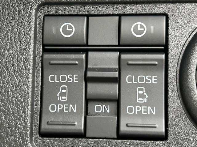 ダイハツ ムーヴ キャンバス ストライプス G 栃木県 2024(令6)年 0.1万km シャイニングホワイトパール/サンドベージュメタリック スマートアシスト/・衝突回避支援ブレーキ機能/・ブレーキ制御付誤発進抑制機能/・車線逸脱抑制制御機能/・路側逸脱警報機能/・先行車発進お知らせ機能/・標識認識機能/・アダプティブドライビングビーム/社外メモリナビ/フルセグTV/DVD/Bluetooth/バックカメラ/両側パワースライドドア/スマートキー/シートヒーター/保温機能付カップホルダー/ステアリングリモコン/純正フロアマット/LEDヘッドライト/フォグランプ/オートライト/コーナーセンサー