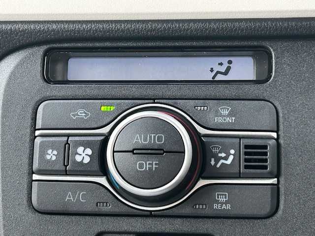 ダイハツ ムーヴ キャンバス ストライプス G 栃木県 2024(令6)年 0.1万km シャイニングホワイトパール/サンドベージュメタリック スマートアシスト/・衝突回避支援ブレーキ機能/・ブレーキ制御付誤発進抑制機能/・車線逸脱抑制制御機能/・路側逸脱警報機能/・先行車発進お知らせ機能/・標識認識機能/・アダプティブドライビングビーム/社外メモリナビ/フルセグTV/DVD/Bluetooth/バックカメラ/両側パワースライドドア/スマートキー/シートヒーター/保温機能付カップホルダー/ステアリングリモコン/純正フロアマット/LEDヘッドライト/フォグランプ/オートライト/コーナーセンサー