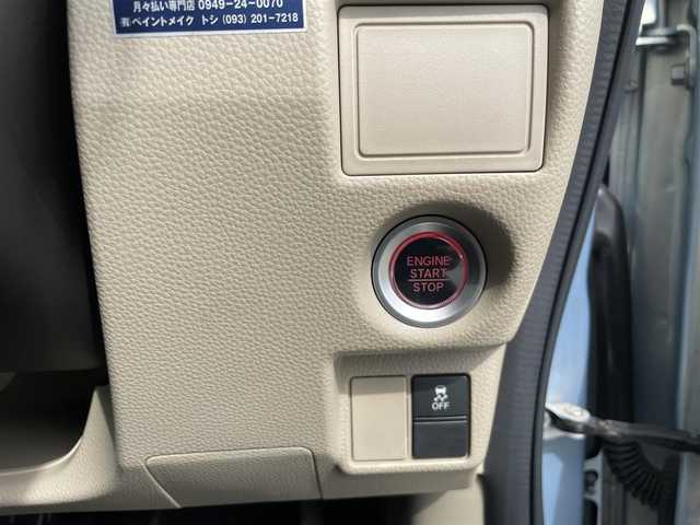 ホンダ Ｎ ＢＯＸ G 福岡県 2019(平31)年 6.4万km モーニングミストブルーM ストラーダナビ/（AM/FM/CD/BT/ワンセグ）/ワンオーナー/ETC/前方ドライブレコーダー/フロアマット/両側スライドドア/横滑り防止装置/プッシュスタート/スマートキー/ドアバイザー/電動格納ミラー/アイドリングストップ/Wエアバッグ/保証書・取扱説明書