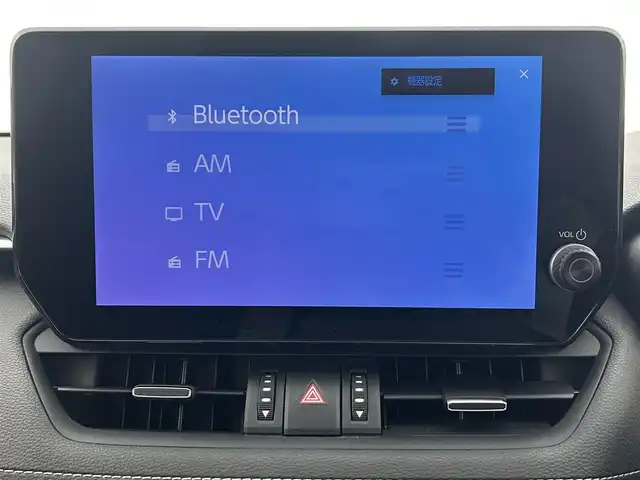 トヨタ ＲＡＶ４ G 熊本県 2024(令6)年 1万km プラチナホワイトパールマイカ 禁煙車　/１０．５インチディスプレイオーディオ（ＡｐｐｌＣａｒＰｌａｙ・ＡｎｄｒｏｉｄＡｕｔｏ・ＢＴ・フルセグ）/アラウンドビューモニター/前方ドライブレコーダー　/ＥＴＣ２．０　/レーダークルーズコントロール/前席シートヒーター　/ステアリングヒーター/前席エアーシート/運転席パワーシート（メモリー付き）/パワーバックドア/前後クリアランスソナー/ブラインドスポットモニター/衝突軽減ブレーキ/レーンキープアシスト/ダウンヒルアシスト/横滑り防止/デジタルインナーミラー/ルーフレール/純正フロアマット/純正１８インチAW/オートライト/オートマチックハイビーム/LEDヘッドライト/フォグライト/スマートキー/プッシュスタート/保証書/取扱説明書