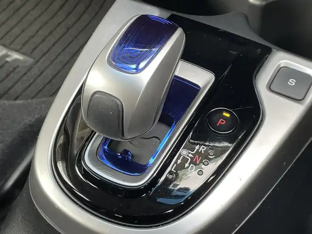 車両画像13