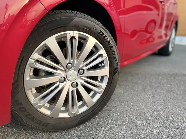 プジョー ２０８ アリュール 栃木県 2018(平30)年 3.7万km 赤 アクティブシティブレーキ/AppleCarPlay/バックカメラ/バックソナー /ETC/キーレスキー /オートライト/クルーズコントロール/ドライブレコーダー