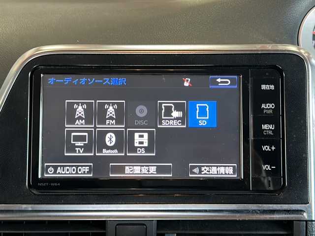 トヨタ シエンタ G 静岡県 2015(平27)年 9.7万km ホワイトパールクリスタルシャイン 純正SDナビ/・CD/・DVD/・フルセグＴＶ/・Bluetooth/・AM/・FM/主要装備/・両側パワスラ/・衝突軽減/・レーンキープ/・バックカメラ/・ETC/・シートヒーターD/N席/・LEDヘッドライト/・オートライト/・オートハイビーム/・フォグランプ/・純正フロアマット/・社外アルミホイール/・スマートキー/・プッシュスタート/・スペアキー1本