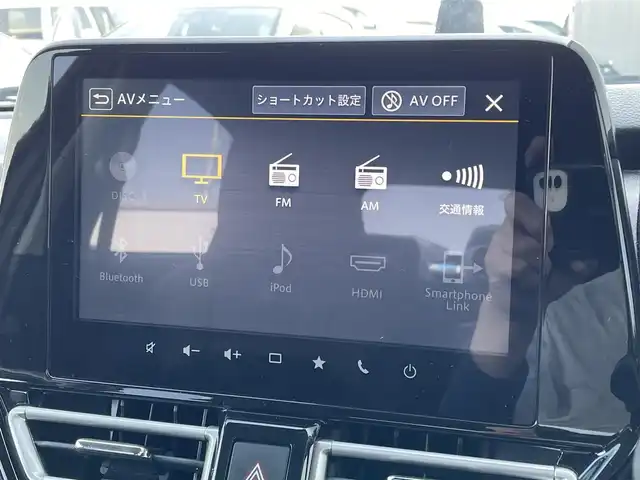 スズキ フロンクス 佐賀県 2024(令6)年 1.3万km 黒 ワンオーナー/純正9インチメモリーナビゲーション/・フルセグTV/AM/FM/USB/Bluetooth/・Apple Car Play/Android Auto/全方位モニター/ドライブレコーダー機能付デジタルインナーミラー/ETC/ヘッドアップディスプレイ/ミラーヒーター/電子パーキングブレーキ/・AUTO HOLD機能/置くだけ充電/ハーフレザーシート/DN席シートヒーター/ISOFIX対応/パドルシフト/革巻きステアリング/ステアリングリモコン/純正16インチアルミホイール/純正LEDヘッドライト/・オートマチックハイビーム/社外オールシーズンフロアマット/新車保証書/取扱説明書/色コード「WB3」/スズキセーフティサポート/・アダプティブクルーズコントロール/・レーダーブレーキサポート/・車線逸脱警報機能/・ブラインドスポットモニター/・クリアランスソナー