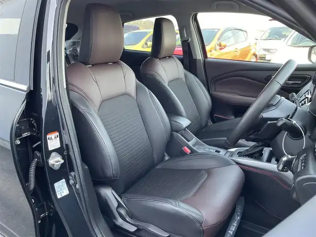 スズキ フロンクス 佐賀県 2024(令6)年 1.3万km 黒 ワンオーナー/純正9インチメモリーナビゲーション/・フルセグTV/AM/FM/USB/Bluetooth/・Apple Car Play/Android Auto/全方位モニター/ドライブレコーダー機能付デジタルインナーミラー/ETC/ヘッドアップディスプレイ/ミラーヒーター/電子パーキングブレーキ/・AUTO HOLD機能/置くだけ充電/ハーフレザーシート/DN席シートヒーター/ISOFIX対応/パドルシフト/革巻きステアリング/ステアリングリモコン/純正16インチアルミホイール/純正LEDヘッドライト/・オートマチックハイビーム/社外オールシーズンフロアマット/新車保証書/取扱説明書/色コード「WB3」/スズキセーフティサポート/・アダプティブクルーズコントロール/・レーダーブレーキサポート/・車線逸脱警報機能/・ブラインドスポットモニター/・クリアランスソナー