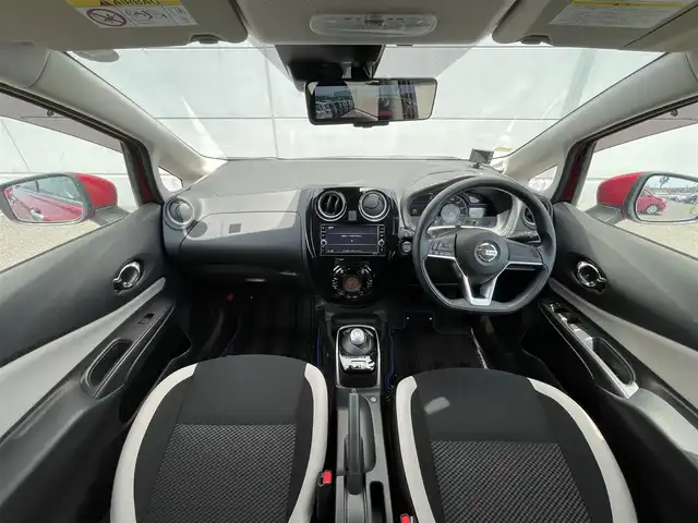 日産 ノート e－パワー X Vセレクション 千葉県 2020(令2)年 3万km ガーネットレッド 衝突軽減ブレーキ/全方位カメラ/純正７インチＳＤナビ/フルセグ/デジタルインナーミラー/ＥＴＣ/コーナーセンサー/ＬＥＤヘッドライト/オートライト/オートハイビーム/純正１５インチＡＷ