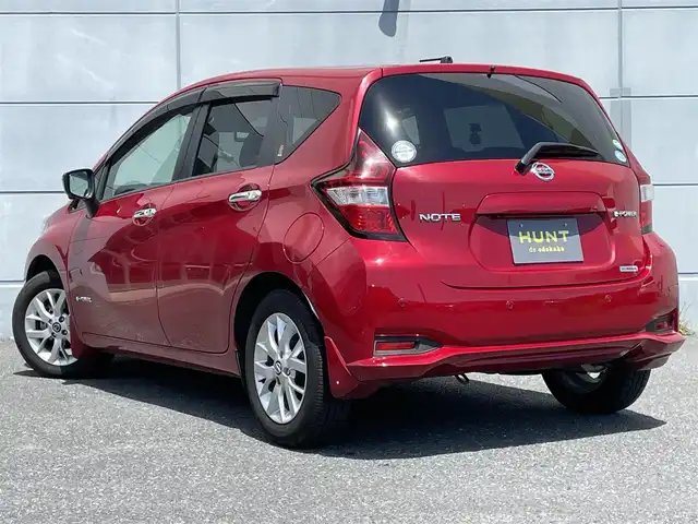 日産 ノート e－パワー X Vセレクション 千葉県 2020(令2)年 3万km ガーネットレッド 衝突軽減ブレーキ/全方位カメラ/純正７インチＳＤナビ/フルセグ/デジタルインナーミラー/ＥＴＣ/コーナーセンサー/ＬＥＤヘッドライト/オートライト/オートハイビーム/純正１５インチＡＷ