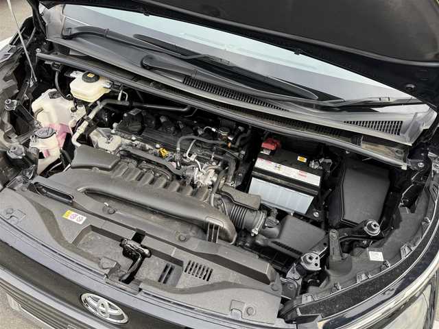 トヨタ ヴォクシー S－Z 神奈川県 2022(令4)年 1.9万km アティチュードブラックマイカ ・純正１０．５インチナビ　/・快適パッケージ　/・バックカメラ　/・両側パワースライドドア　/・ＡｐｐｌｅＣａｒＰｌａｙ　ＡｎｄｒｏｉｄＡｕｔｏ　/・Ｂｌｕｅｔｏｏｔｈ　/・フルセグＴＶ　/・ＤＶＤ　ＣＤ　/・ＥＴＣ２．０/・シートヒーター（１・２列目）/・オートエアコン（前後）/・折りたたみ式大型サイドテーブル（充電用USB端子2個）/・パワーバックドア/・２列目オットマン/・トヨタセーフティーセンス