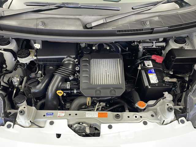 トヨタ タンク カスタムG－T 岐阜県 2017(平29)年 5.6万km パールホワイトⅢ 純正9インチナビ/フリップダウンモニター/フルセグTV/CD　DVD/Bluetooth/両側パワースライドドア/シートヒーター/シートバックテーブル/バックカメラ/クルーズコントロール/アイドリングストップ/衝突軽減ブレーキ/横滑り防止/オートライト/LEDヘッドライト/純正ドアバイザー/純正フロアマット/プッシュスタート/スマートキー