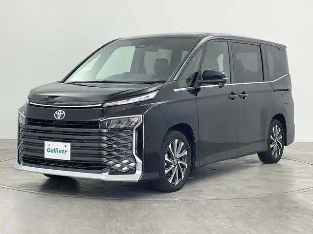 トヨタ ヴォクシー S－Z 群馬県 2022(令4)年 1.9万km アティチュードブラックマイカ 純正１０．５型ナビ　バックカメラ　アダプティブクルーズコントロール　レーンキープアシスト　衝突被害軽減ブレーキ　シートヒーター　両側パワースライドドア　オートマチックハイビーム　ＥＴＣ２．０　禁煙車