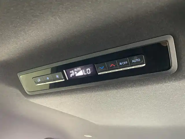 トヨタ ヴォクシー S－Z 群馬県 2022(令4)年 1.9万km アティチュードブラックマイカ 純正１０．５型ナビ　バックカメラ　アダプティブクルーズコントロール　レーンキープアシスト　衝突被害軽減ブレーキ　シートヒーター　両側パワースライドドア　オートマチックハイビーム　ＥＴＣ２．０　禁煙車
