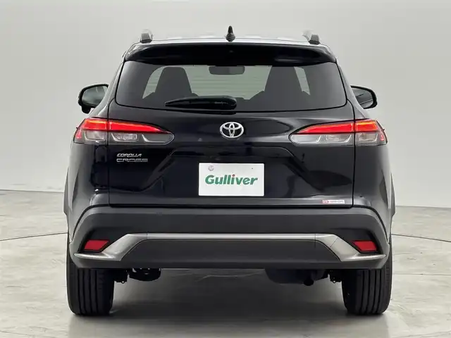 トヨタ カローラ クロス Z 福岡県 2023(令5)年 2.2万km アティチュードブラックマイカ 純正９型ナビ／フルセグＴＶ　/バックカメラ　/ビルトインＥＴＣ　/レーダークルコン　/トヨタセーフティセンス　/アクセル踏み間違い防止　/ハーフレザーシート　/シートヒーター　/パワーバックドア　/純正１８インチＡＷ　/ＬＥＤヘッドライト
