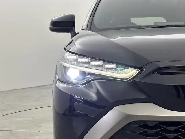 トヨタ カローラ クロス Z 福岡県 2023(令5)年 2.2万km アティチュードブラックマイカ 純正９型ナビ／フルセグＴＶ　/バックカメラ　/ビルトインＥＴＣ　/レーダークルコン　/トヨタセーフティセンス　/アクセル踏み間違い防止　/ハーフレザーシート　/シートヒーター　/パワーバックドア　/純正１８インチＡＷ　/ＬＥＤヘッドライト