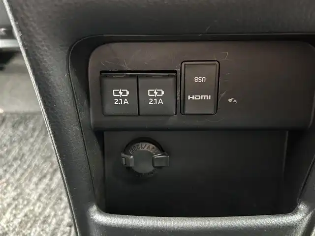 トヨタ ヴォクシー ハイブリッド ZS 煌 福岡県 2018(平30)年 7.7万km ブラック 社外９型ナビ/（AM/FM/CD/DVD/BT)/フルセグTV/バックカメラ/両側パワースライドドア /純正フリップダウンモニター/クルーズコントロール/ビルトインETC/スマートキー/プッシュスタート/前席シートヒーター /プリクラッシュ セーフティ/レーンキープアシスト/横滑り防止装置/純正１６インチAW/LEDヘッドライト/フロアマット/取り扱い説明書/保証書