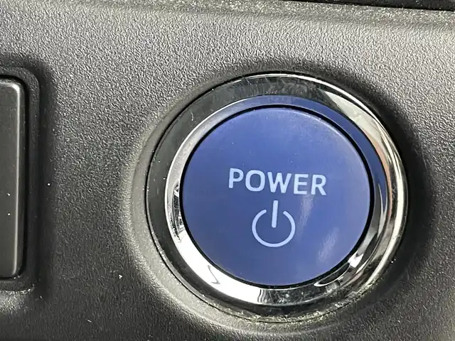トヨタ ヴォクシー ハイブリッド ZS 煌 福岡県 2018(平30)年 7.8万km ブラック 社外９型ナビ（ＢＴ，フルセグＴＶ）　/バックカメラ　/ビルトインＥＴＣ　/クルーズコントロール　/衝突軽減ブレーキ　/レーンキープ　/両側電動スライドドア　/シートヒーター　/Ｗエアコン　/純正１６インチＡＷ　/ＬＥＤ