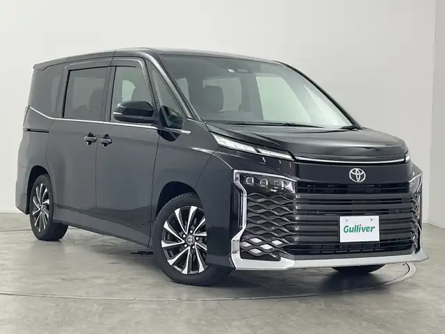 トヨタ ヴォクシー S－Z 群馬県 2022(令4)年 2.3万km アティチュードブラックマイカ 純正１０．５型ナビ　バックカメラ　アダプティブクルーズコントロール　レーンキープアシスト　衝突被害軽減ブレーキ　シートヒーター　両側パワースライドドア　オートマチックハイビーム　ＥＴＣ２．０　禁煙車