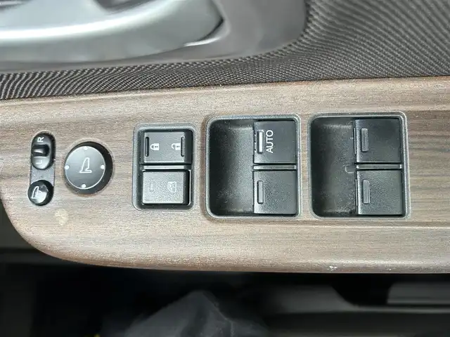 ホンダ フリード ハイブリット G 鹿児島県 2016(平28)年 7.9万km コバルトブルーパール サイドリフトアップシート車/社外ＳＤナビ/　　CD/DVD/BT/フルセグ/バックカメラ/両側パワースライドドア/クルーズコントロール/LEDヘッドライト/社外15インチアルミホイール/スマートキー/純正ビルトインETC/ステアリングスイッチ