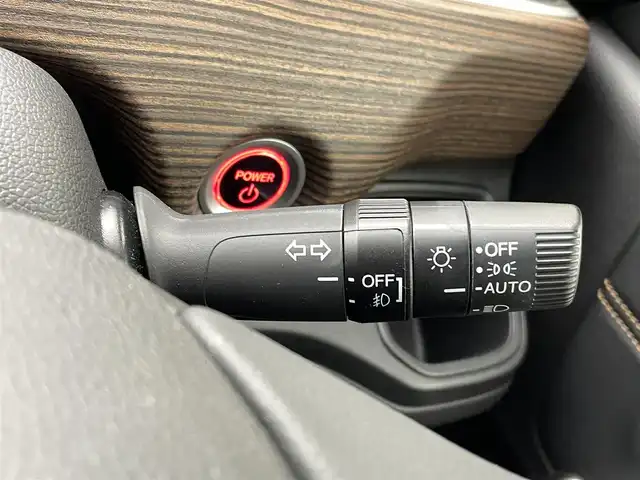 ホンダ フリード ハイブリット クロスター 熊本県 2022(令4)年 4.8万km プレミアムクリスタルレッドM 純正前後ドライブレコーダー　/純正フリップダウンモニター/純正9インチナビ（ＣＤ・ＤＶＤ・フルセグ・ＢＴ・ＳＤ・ApplCarPlay）/バックカメラ　/ビルトインＥＴＣ　/両側パワースライドドア　/後ろのみクリアランスソナー　/前席シートヒーター　/レーダークルーズコントロール/衝突軽減ブレーキ/先行車発進お知らせ機能/路外逸脱制御機能/標識認識機能/ハーフレザーシート/純正フロアマット/純正１５インチAW/オートライト/LEDヘッドライト/フォグランプ/スマートキー/プッシュスタート/スペアキー1本