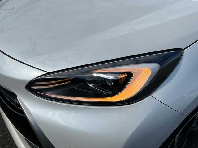 トヨタ アクア Z 佐賀県 2022(令4)年 5.5万km プラチナホワイトパールマイカ 純正10.5インチディスプレイオーディオ/モデリスタ15インチアルミホイール/バックカメラ/ビルトインETC/レーダークルーズコントロール/クリアランスソナー/プリクラッシュセーフティセンス/パーキングサポートブレーキ/ハーフレザーシート/前席シートヒーター/運転席シートヒーター/ステアリングヒーター/LEDヘッドライト/フォグランプ/AC100V