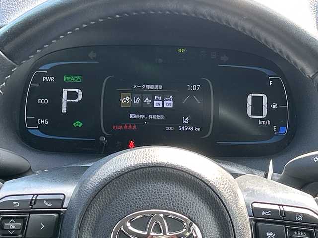 トヨタ アクア Z 佐賀県 2022(令4)年 5.5万km プラチナホワイトパールマイカ 純正10.5インチディスプレイオーディオ/モデリスタ15インチアルミホイール/バックカメラ/ビルトインETC/レーダークルーズコントロール/クリアランスソナー/プリクラッシュセーフティセンス/パーキングサポートブレーキ/ハーフレザーシート/前席シートヒーター/運転席シートヒーター/ステアリングヒーター/LEDヘッドライト/フォグランプ/AC100V